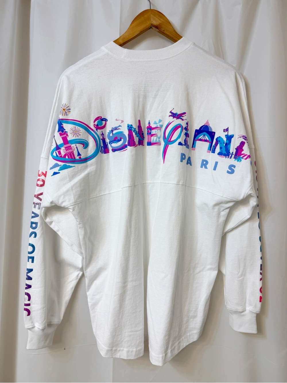Disneyland Paris 30 Year Anniversary Spirit Jersey Size Small